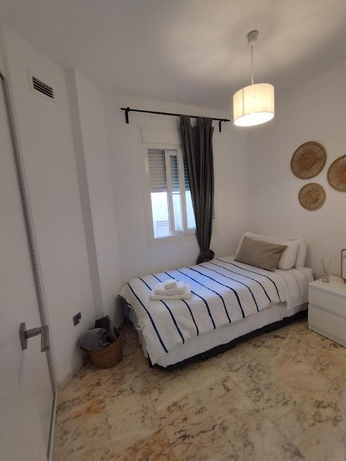 Love Rent4 Malaga Lyli Torremolinos Exterior photo